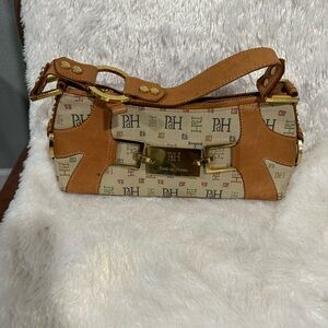 Vintage Pedro del Hierro leather shoulder bag good condition